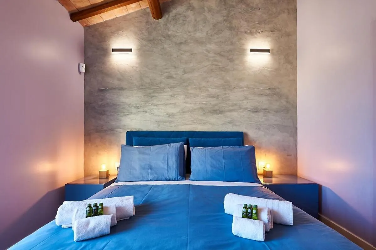 Nazionale Skyloft -Luxury Spa Penthouse روما 0*,